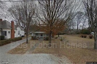 2634 Barton St in Knoxville, TN - Building Photo - Building Photo