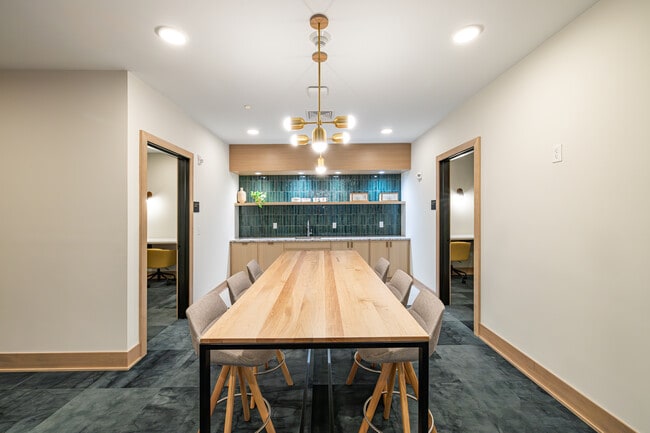 EDGE Apartments