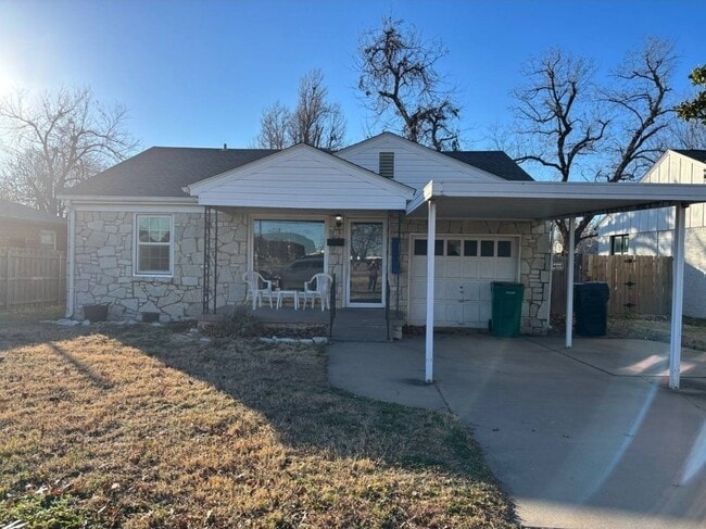 property at 1709 N Quapah Ave