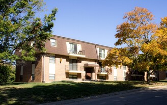 3140-3142 Lundin Drive Apartments