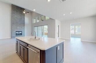 9419 Rockmount Drive in Dallas, TX - Building Photo - Building Photo