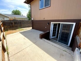 1010 Hillside Ave in Riverton, WY - Building Photo