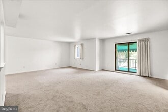 1801 Cambridge Ave in Wyomissing, PA - Building Photo - Building Photo