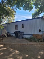 10 9th Ave in Longmont, CO - Building Photo