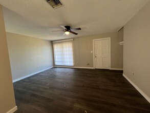 22144 Montrose Ave in Port Charlotte, FL - Building Photo - Building Photo