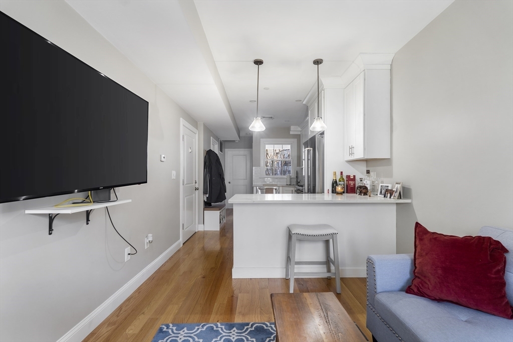 48 L St, Unit 2 in Boston, MA - Building Photo