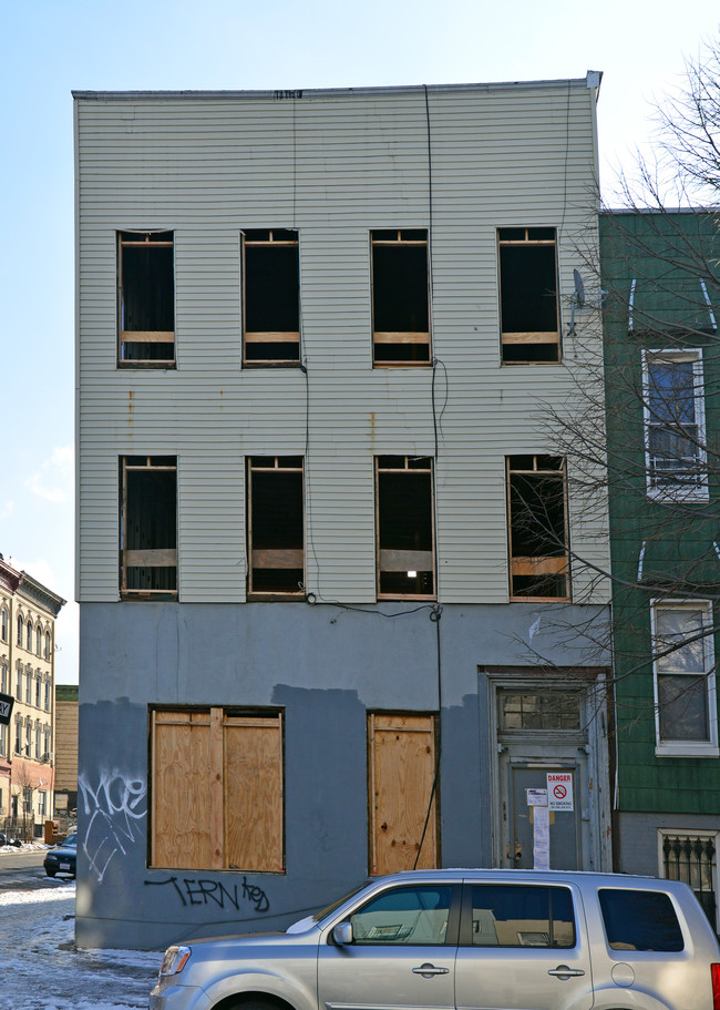 1286 Madison St in Brooklyn, NY - Building Photo - Building Photo