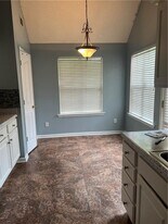 400 Gresham Dr in Stockbridge, GA - Building Photo