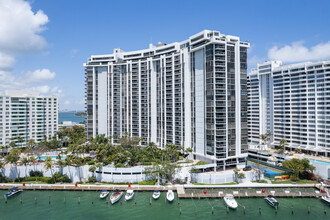 Nine Island Avenue Condo in Miami Beach, FL - Building Photo - Primary Photo