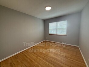 316 E Gregory Blvd in Kansas City, MO - Building Photo - Building Photo