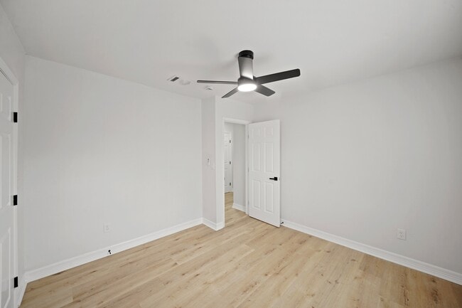 property at 3501 Farmer St