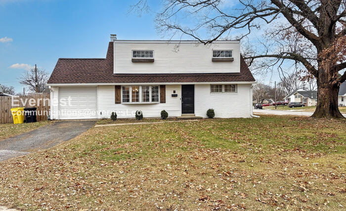 9 Country Club Dr in Glen Burnie, MD - Building Photo