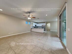 3293 E Sheffield Rd in Gilbert, AZ - Foto de edificio - Building Photo