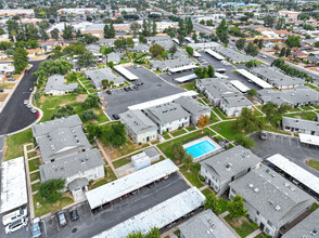 Vineyard Apartments in Ceres, CA - Building Photo - Building Photo