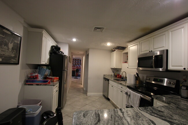 58 Dudley St, Unit 1T in Boston, MA - Building Photo - Building Photo