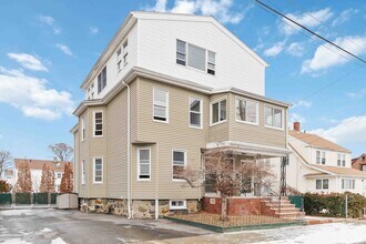 171 Emerald St, Unit #171 in Malden, MA - Building Photo - Building Photo