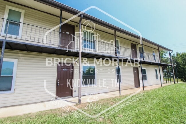 property at 1009 Clendenen Rd
