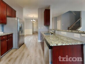 500 Kirkland Dr in Locust Grove, GA - Foto de edificio - Building Photo