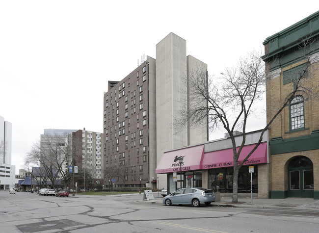 Loring 100 in Minneapolis, MN - Building Photo - Building Photo