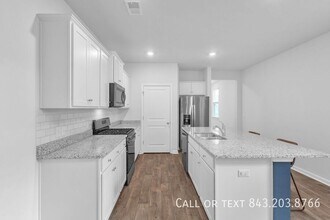 212 Sweet Cherry Ln in Summerville, SC - Building Photo - Building Photo