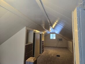 159 Monroe St in Waterloo, IA - Building Photo - Building Photo