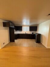 1029 W 65th Pl in Los Angeles, CA - Building Photo - Building Photo