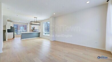 2326 Venture Dr in Schaumburg, IL - Building Photo - Building Photo