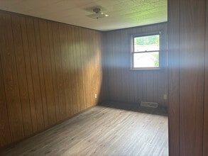 208 Cemetery Rd in Crooksville, OH - Building Photo - Building Photo