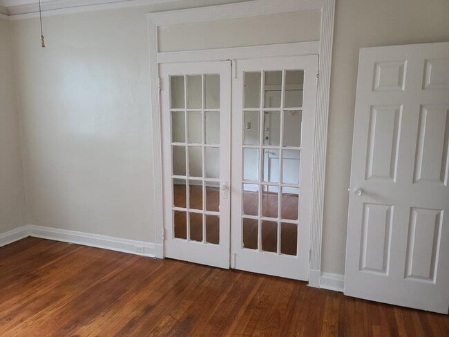 property at 244 S Cleveland St