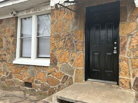 1417 W 11th St in North Little Rock, AR - Building Photo