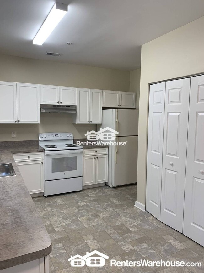 111 Heather Stone Way in Glen Burnie, MD - Building Photo - Building Photo