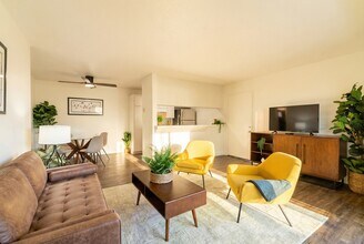 Almaden Terrace Apartment Homes in San Jose, CA - Building Photo - Building Photo