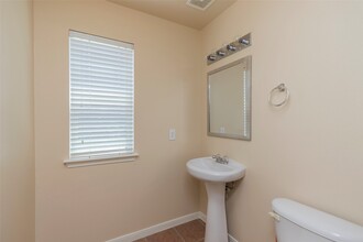 16511 Bristle Creek Dr in Houston, TX - Building Photo - Building Photo