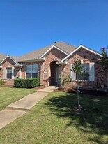 3820 Harrison Dr in Carrollton, TX - Building Photo