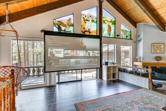 1286 Timber Ln in South Lake Tahoe, CA - Building Photo - Building Photo