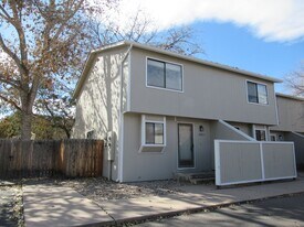 1925 Ross Ct in Fort Collins, CO - Building Photo