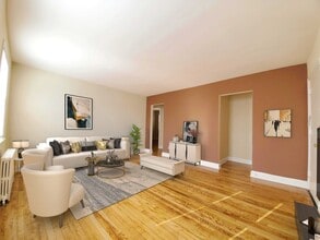 Garfield Court Apartments in Hyattsville, MD - Foto de edificio - Building Photo