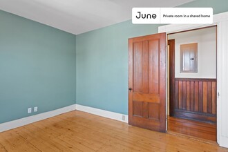 Private bedroom in 4 bed/2 bath Home in Boston, MA - Building Photo - Building Photo