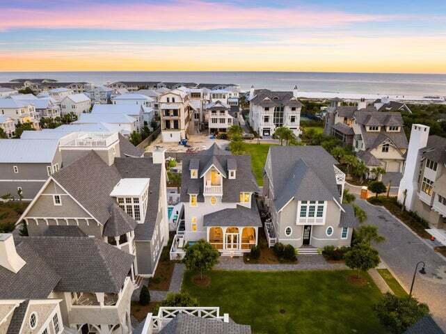 17 Peace Ln in Rosemary Beach, FL - Building Photo