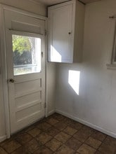 823 Warren St in Thermopolis, WY - Building Photo - Building Photo