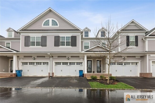 property at 21 Hamilton Dr