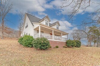 101 Star Rd in Mountain View, AR - Foto de edificio - Building Photo