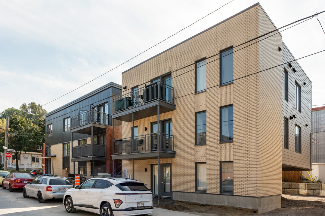 500 Marie-Louise Rue in Québec, QC - Building Photo