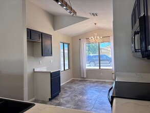 1339 W Mesquite Ave in Apache Junction, AZ - Building Photo - Building Photo
