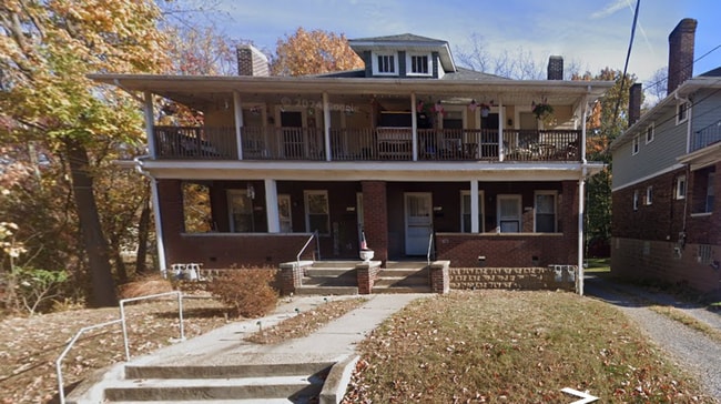 property at 4074-4074 Brandon Rd