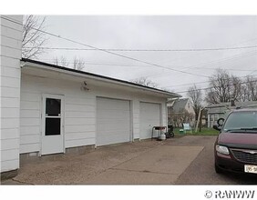 611 Bergen Ave-Unit -611 1/2 in Eau Claire, WI - Building Photo - Building Photo