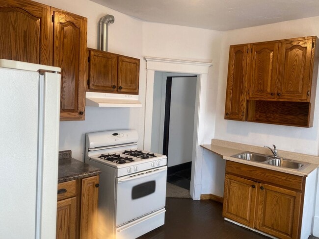property at 715 Spring St