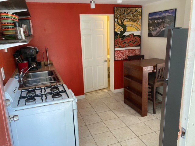 2535 2nd Ave N-Unit -Garden in St. Petersburg, FL - Building Photo - Building Photo