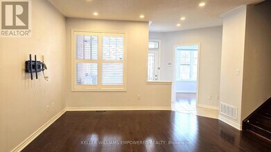 15 Dimma St in Markham, ON - Building Photo - Building Photo