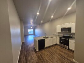 2112 N Jayton Ave in Lubbock, TX - Building Photo